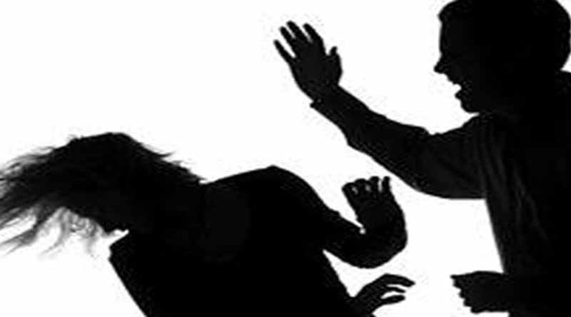 beating to women for ten rupees ballia